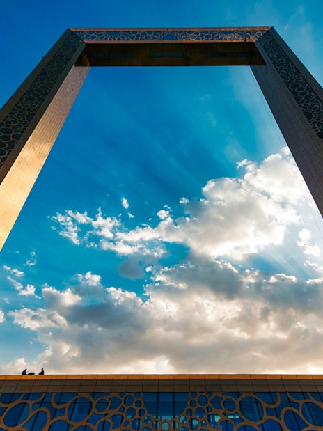 Dubai Frame Tickets + Dubai Aquarium &amp; Underwater Zoo Tickets