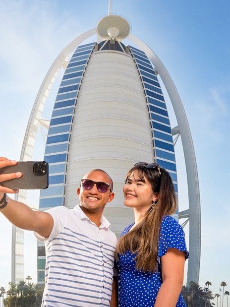 Inside Burj Al Arab Tour with Gold Cappuccino at UMA Lounge