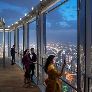 Burj Khalifa 124-125 With Classical Dubai City Tour