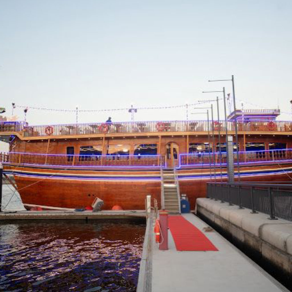 Jadeef Dhow Cruise 5 Star