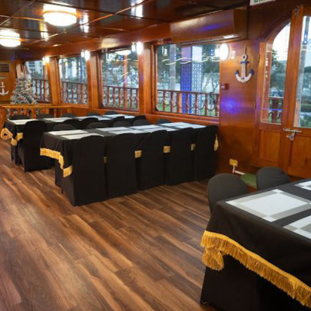 Jadeef Dhow Cruise 5 Star