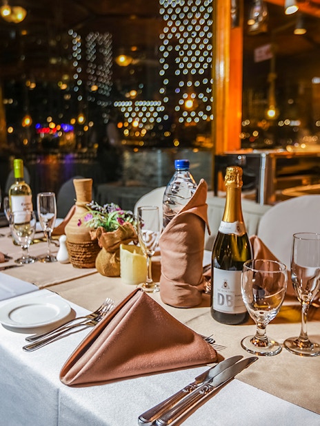 From Dubai Marina: Alexandra Dhow Cruise with Dinner &amp; Live Entertainment